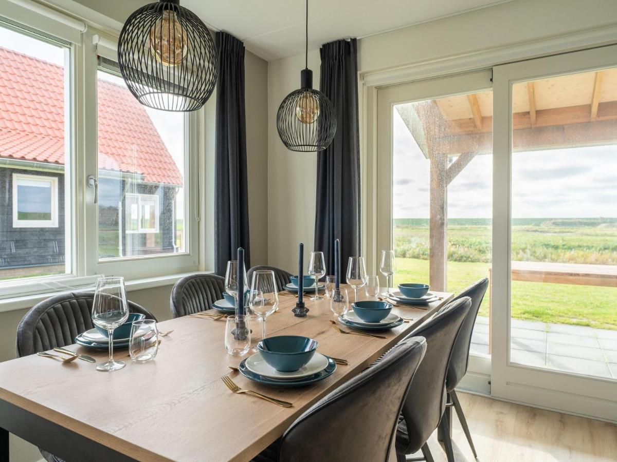 Modern Holiday Home By The Sea With Sauna Scherpenisse エクステリア 写真