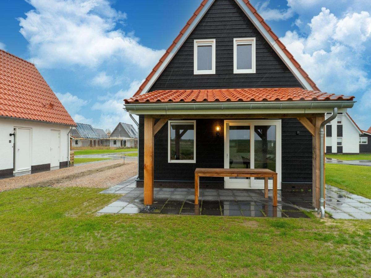 Modern Holiday Home By The Sea With Sauna Scherpenisse エクステリア 写真
