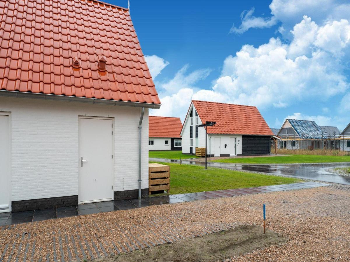 Modern Holiday Home By The Sea With Sauna Scherpenisse エクステリア 写真