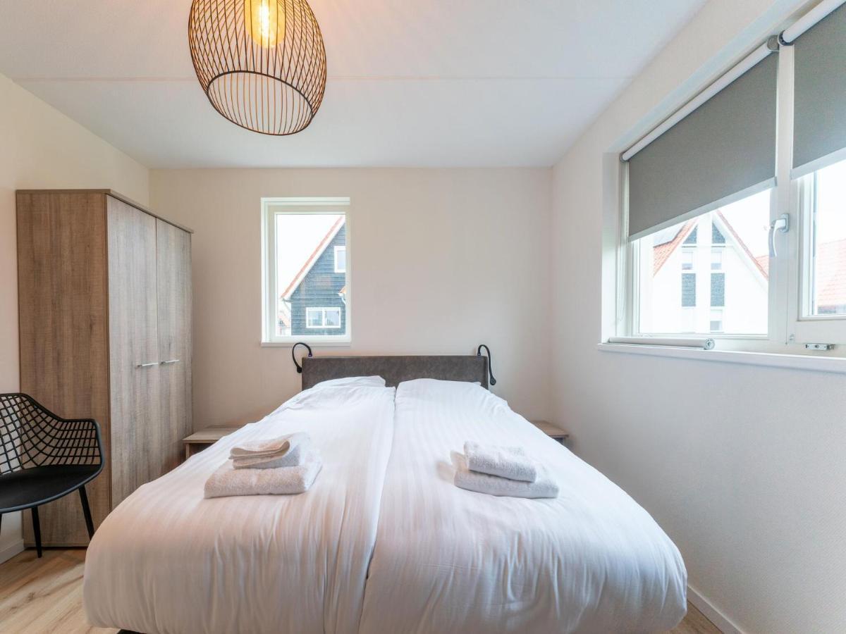 Modern Holiday Home By The Sea With Sauna Scherpenisse エクステリア 写真