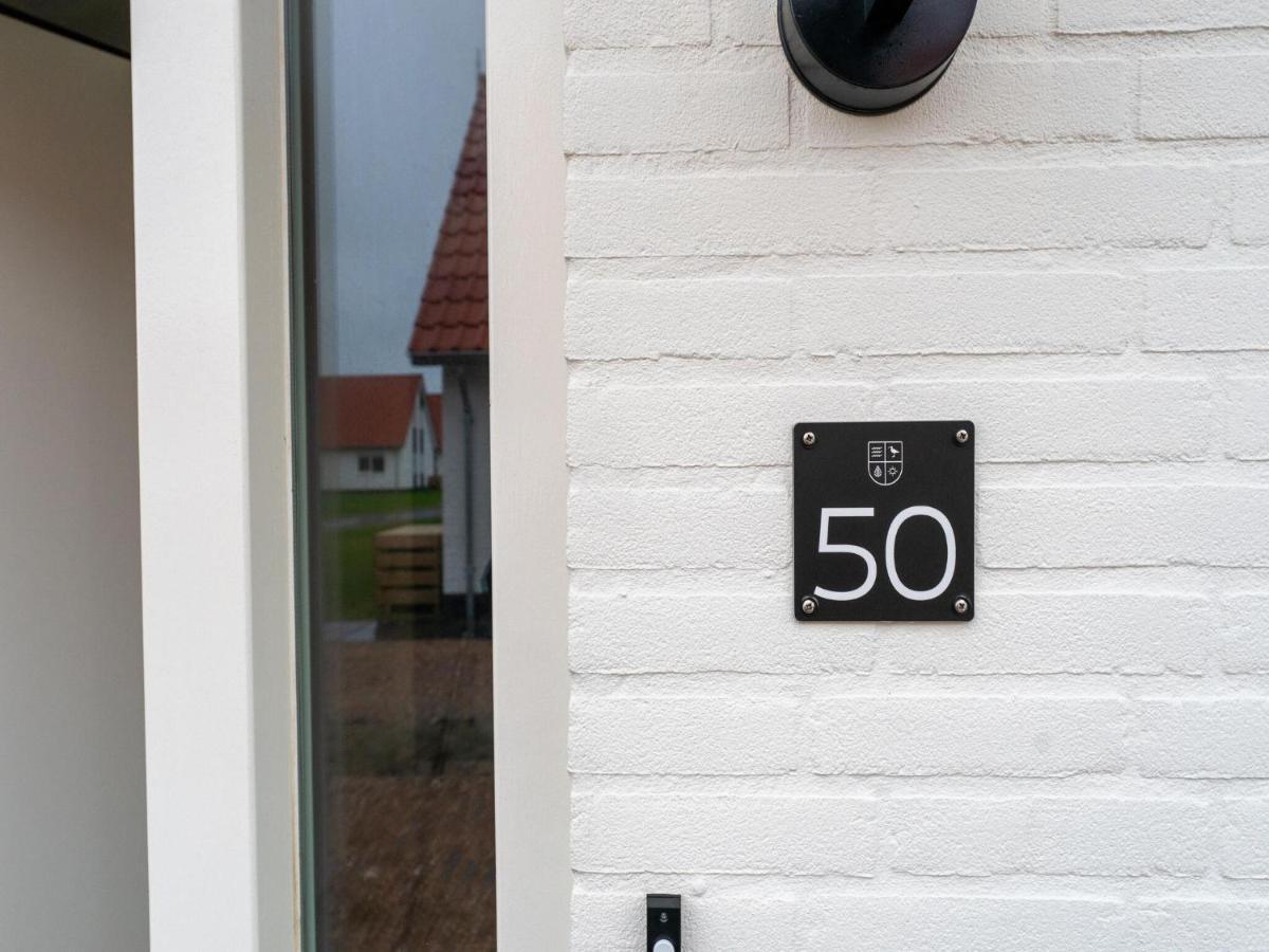 Modern Holiday Home By The Sea With Sauna Scherpenisse エクステリア 写真